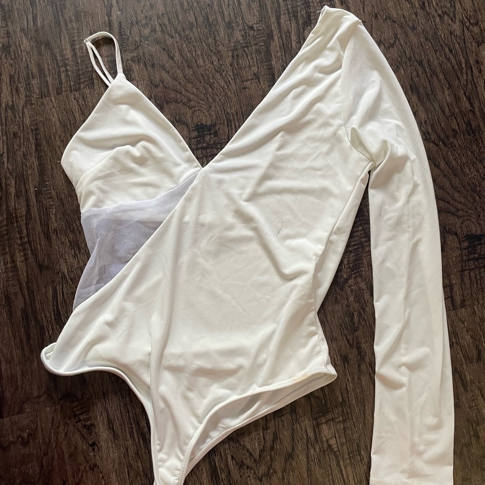 Trendy white bodysuit